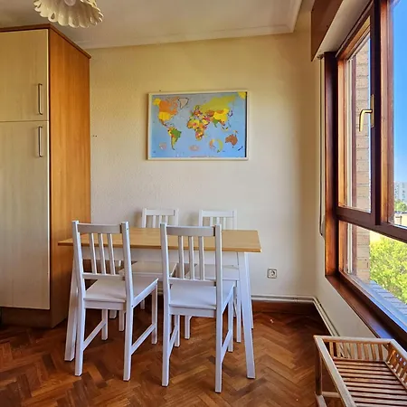 Apto Con Parking En 2a Playa De El Sardinero Apartment *